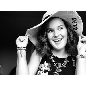 Meet your Posher, Molly